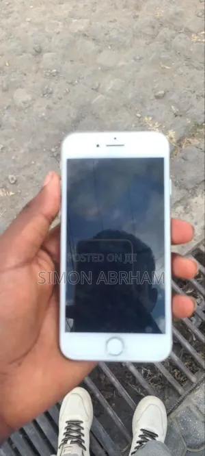 Apple iPhone 7 32 GB Silver