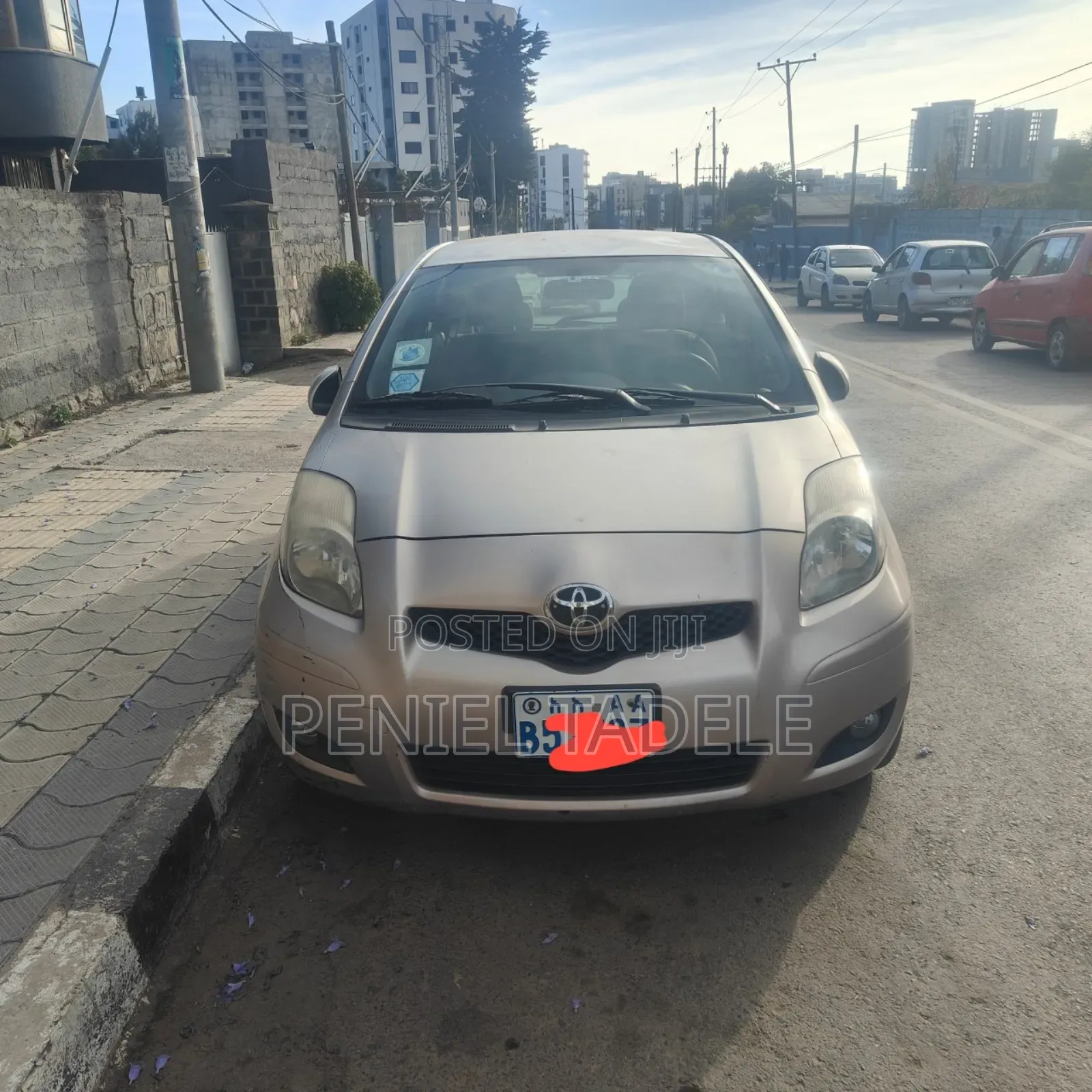 Toyota Yaris Base Hatchback 3dr 2010 Silver