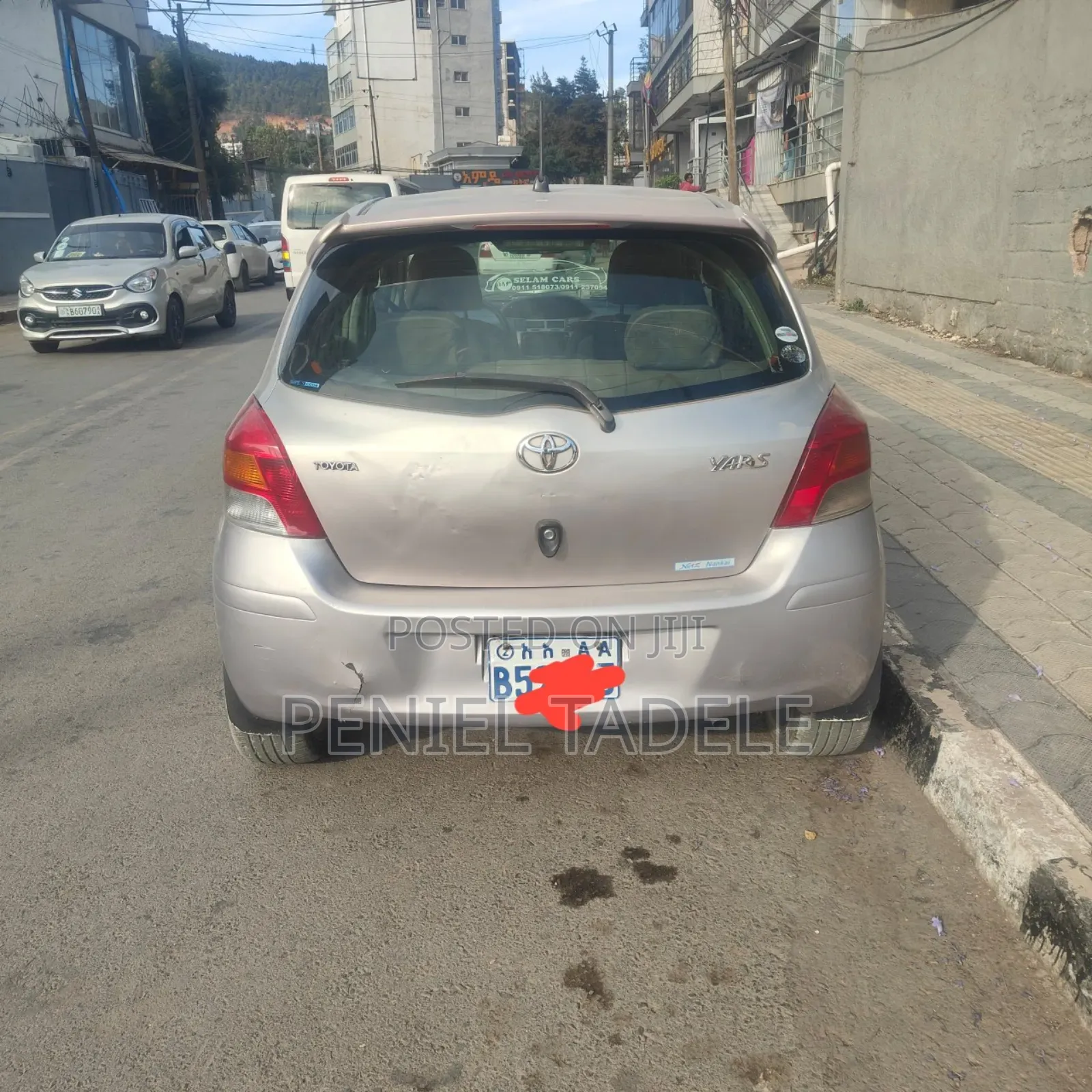 Toyota Yaris Base Hatchback 3dr 2010 Silver