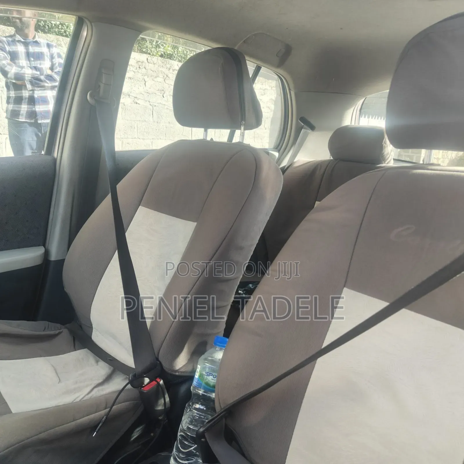 Toyota Yaris Base Hatchback 3dr 2010 Silver