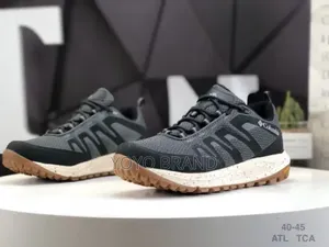 New Arrival Columbia Climbing Water Proof Quality Shoes