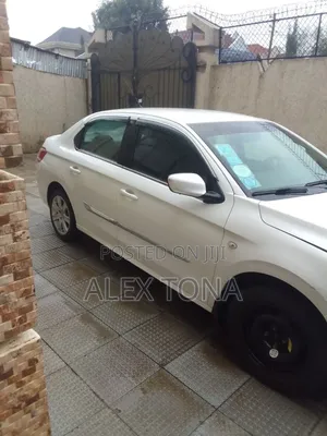 Peugeot 301 2016 White