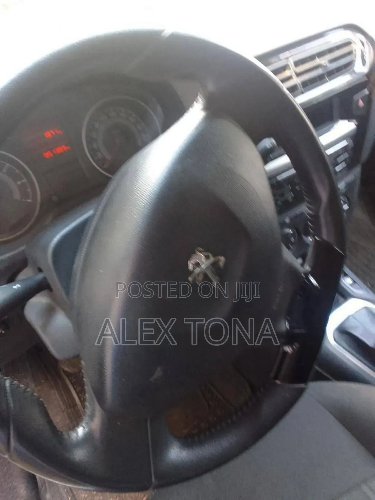 Peugeot 301 2016 White