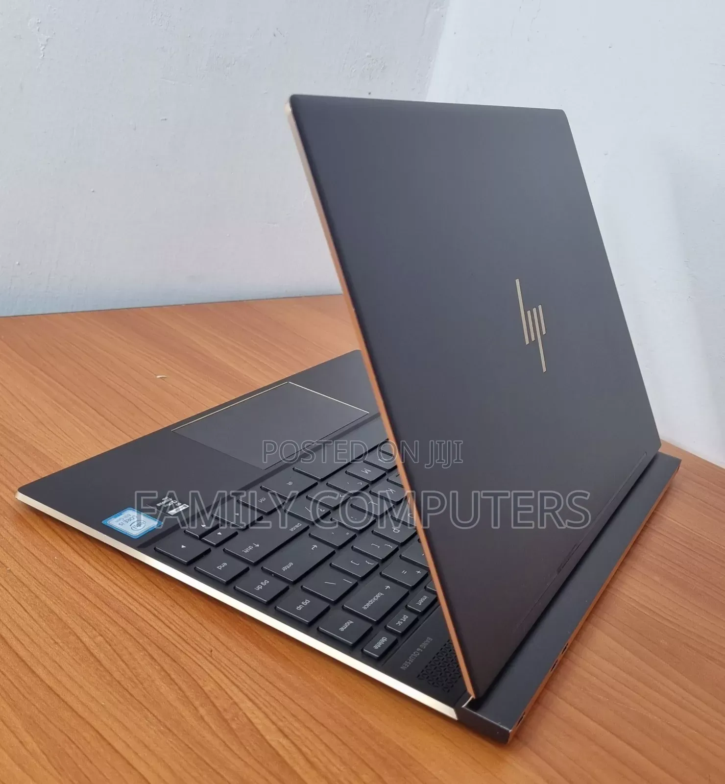 New Laptop HP Spectre 14 8GB Intel Core I5 SSD 256GB