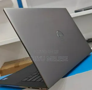 New Laptop Dell Precision 15 3551 32GB Intel Core I7 SSD 512GB