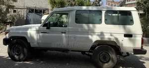 Toyota Land Cruiser 2014 White