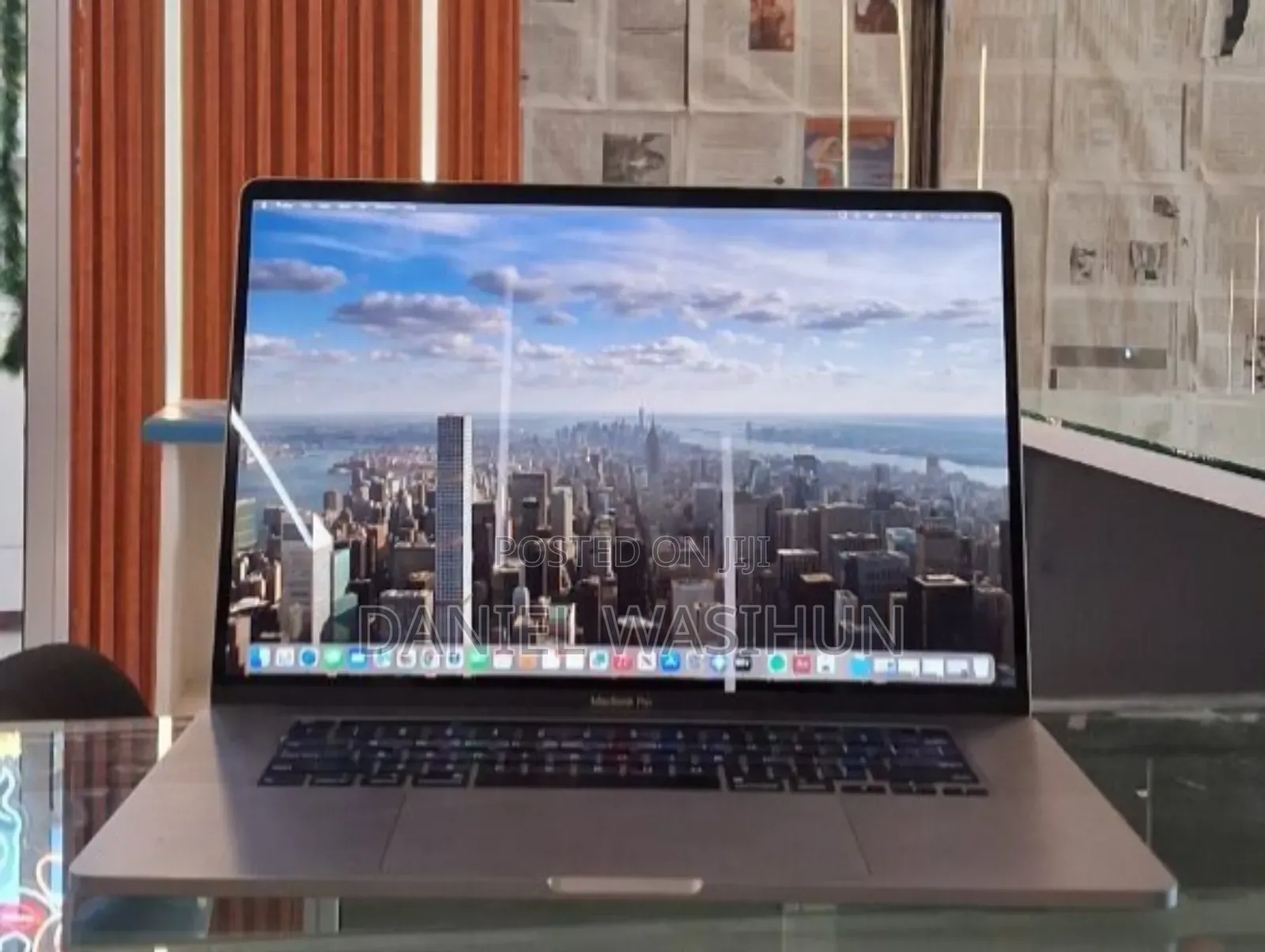 New Laptop Apple MacBook Pro 2019 32GB Intel Core I7 SSD 512GB
