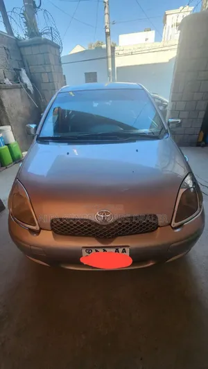 Toyota Vitz 2004