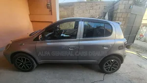 Toyota Vitz 2004