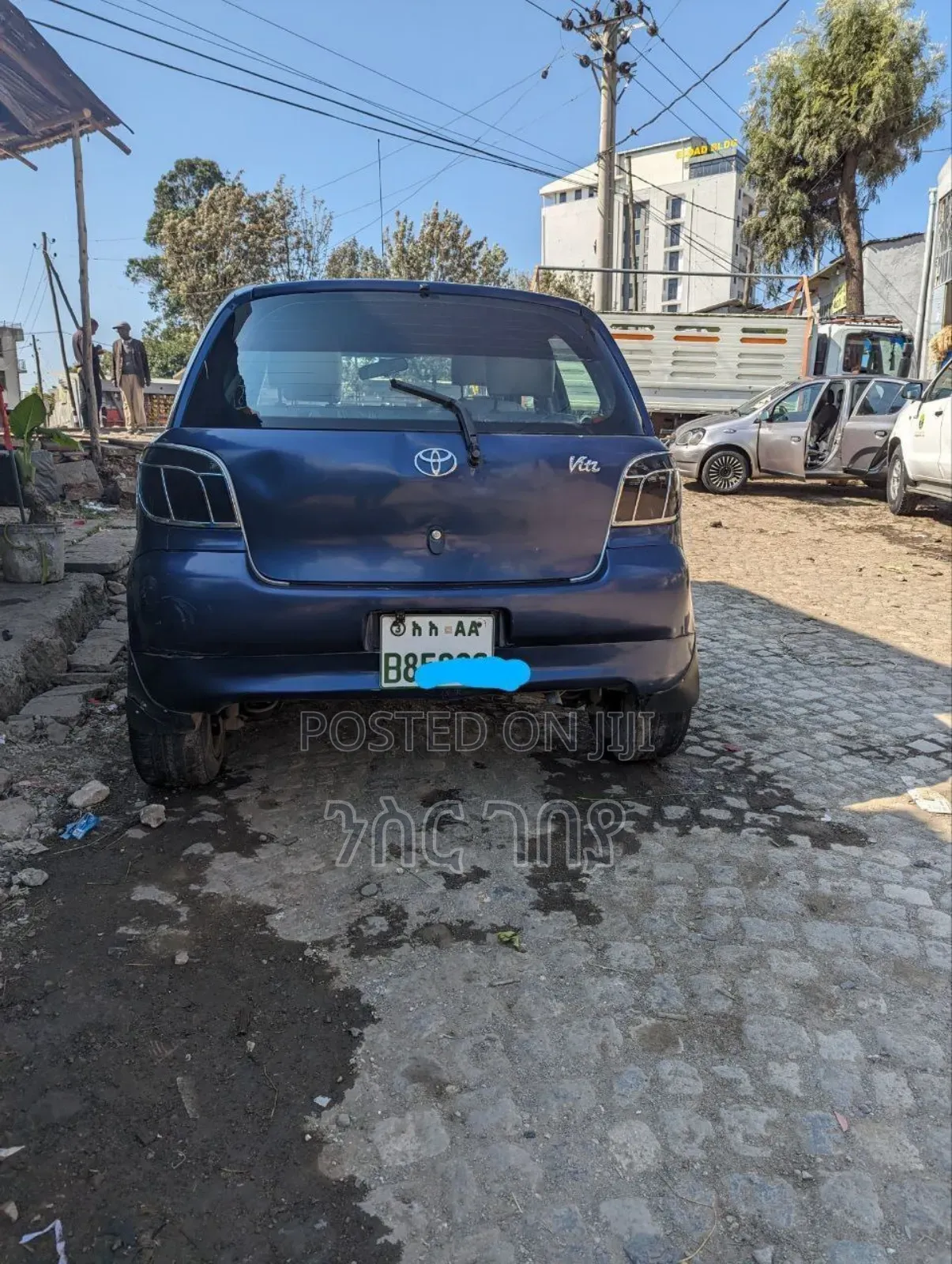 Toyota Vitz 2000 Blue
