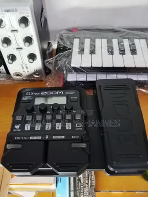 Zoom G1x Four Guitar Pedal