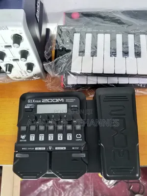Zoom G1x Four Guitar Pedal