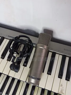 Røde Nt1-a Large-Diaphragm Cardioid Condenser Microphone