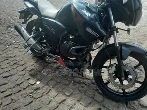 New TVS Apache 180 RTR 2017 Black