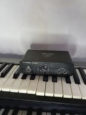 Behringer U-Phoria Umc22 Sound Card