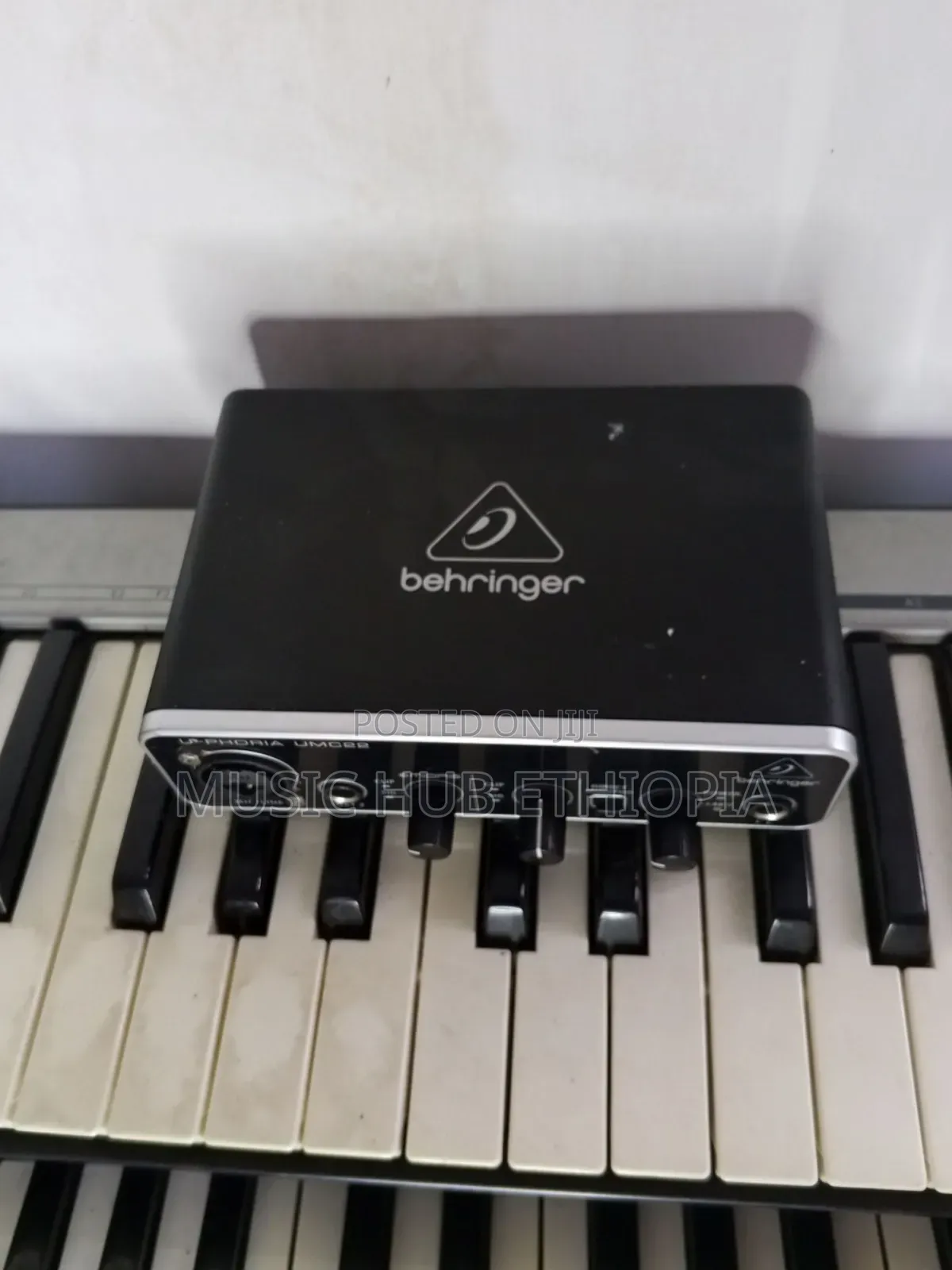 Behringer U-Phoria Umc22 Sound Card