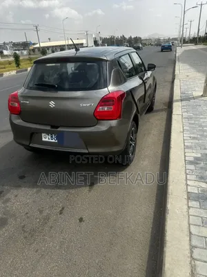 Suzuki Swift 2021 Gray