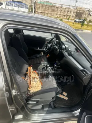 Suzuki Swift 2021 Gray