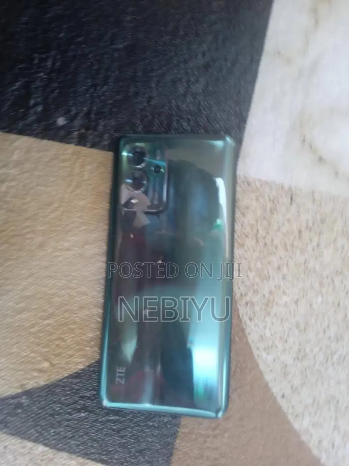 ZTE Blade V40 Pro 128 GB Silver