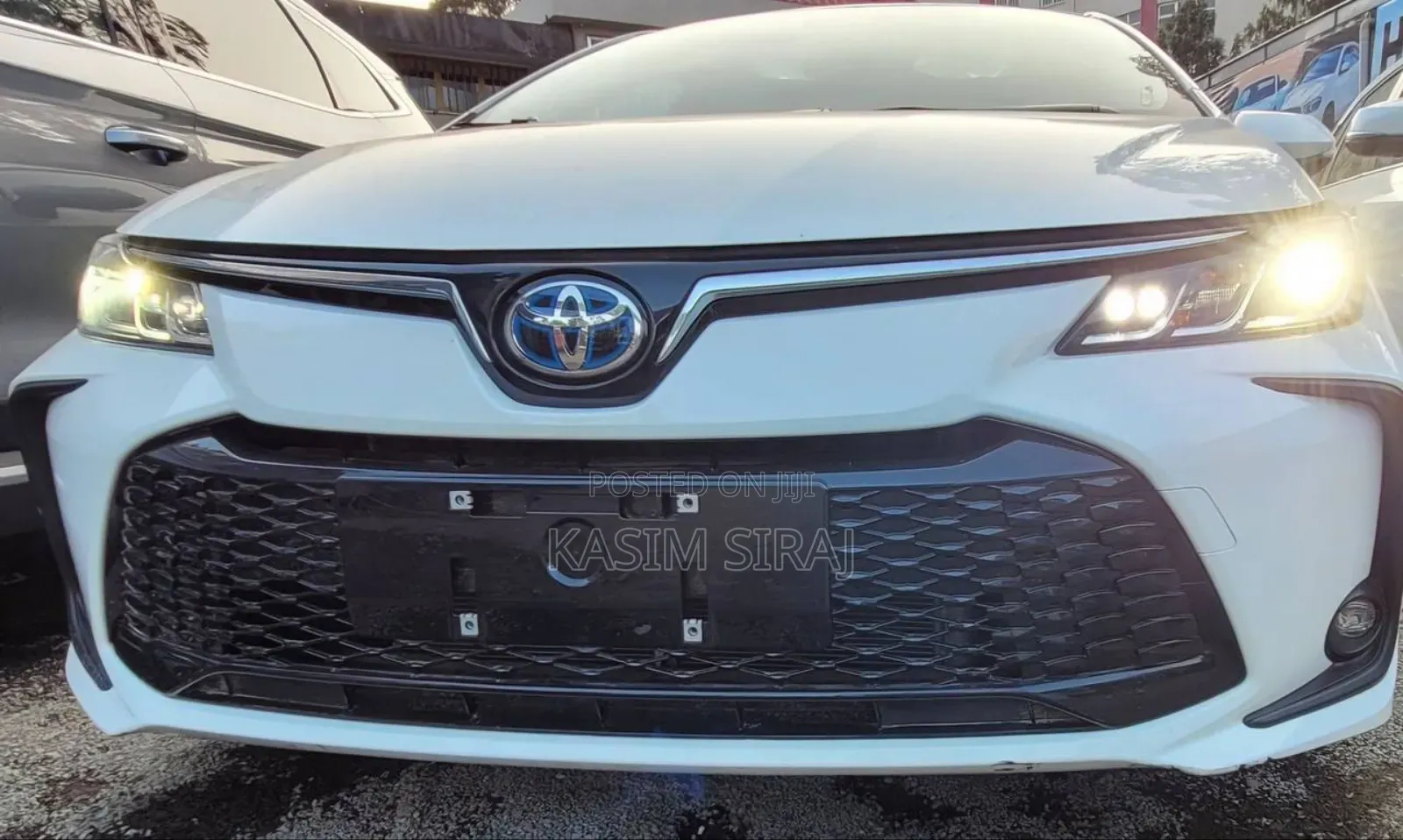 New Toyota Corolla Hybrid LE AWD 2024 White