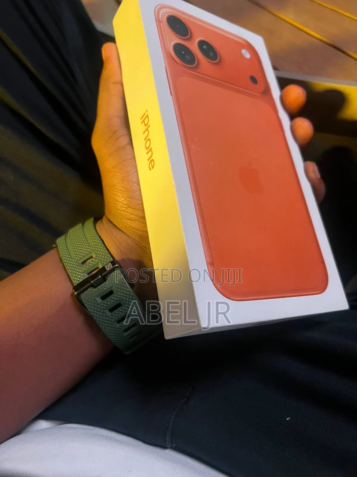 New Apple iPhone 17 Pro Max 256 GB Orange