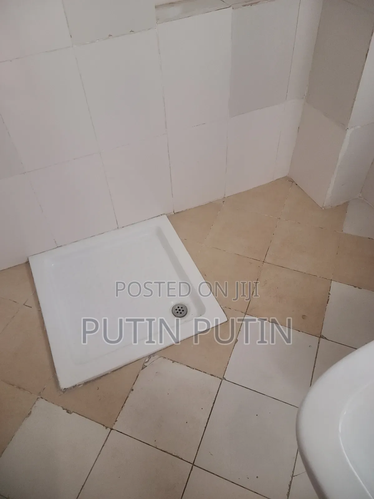 3bdrm Apartment in Yeka for sale