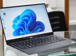 New Laptop Dell XPS 13 8GB Intel Core I7 SSD 512GB