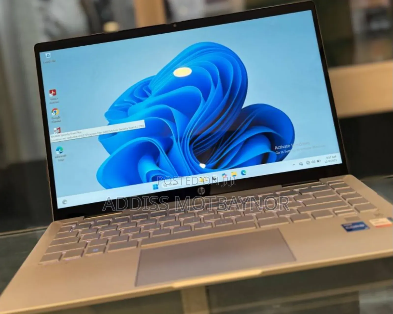 New Laptop HP X360 310 G2 16GB Intel Core I7 SSD 512GB