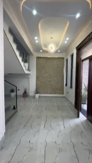 8bdrm House in Gullele for sale