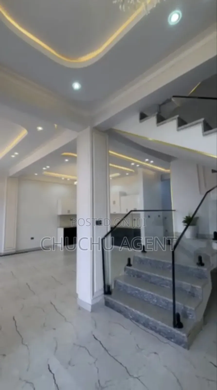 8bdrm House in Gullele for sale