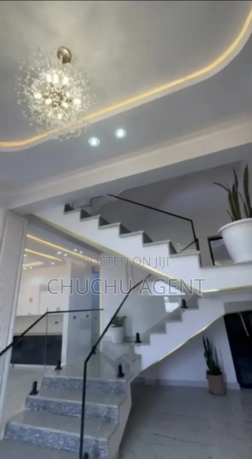 8bdrm House in Gullele for sale