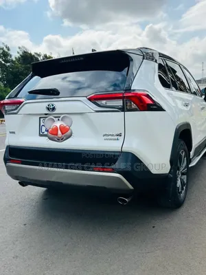 Toyota RAV4 2024 White
