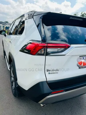 Toyota RAV4 2024 White