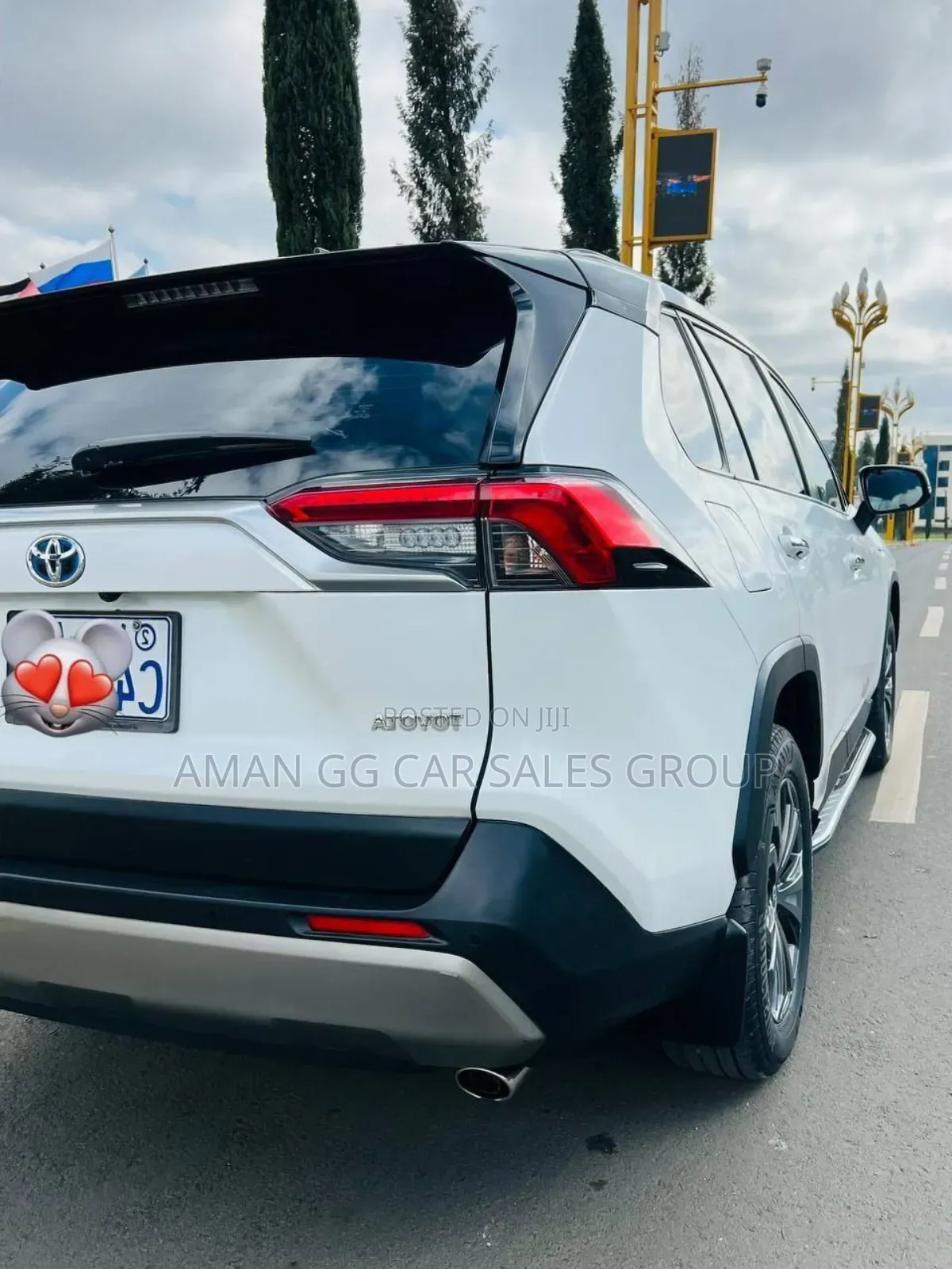 Toyota RAV4 2024 White
