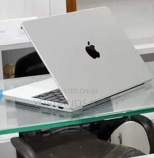 New Laptop Apple MacBook Pro M1 16GB Apple M1 Pro SSD 512GB