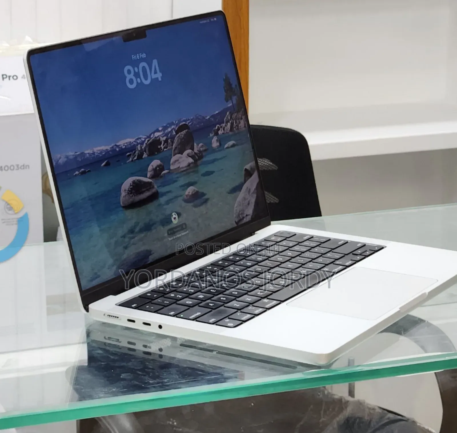 New Laptop Apple MacBook Pro M1 16GB Apple M1 Pro SSD 512GB