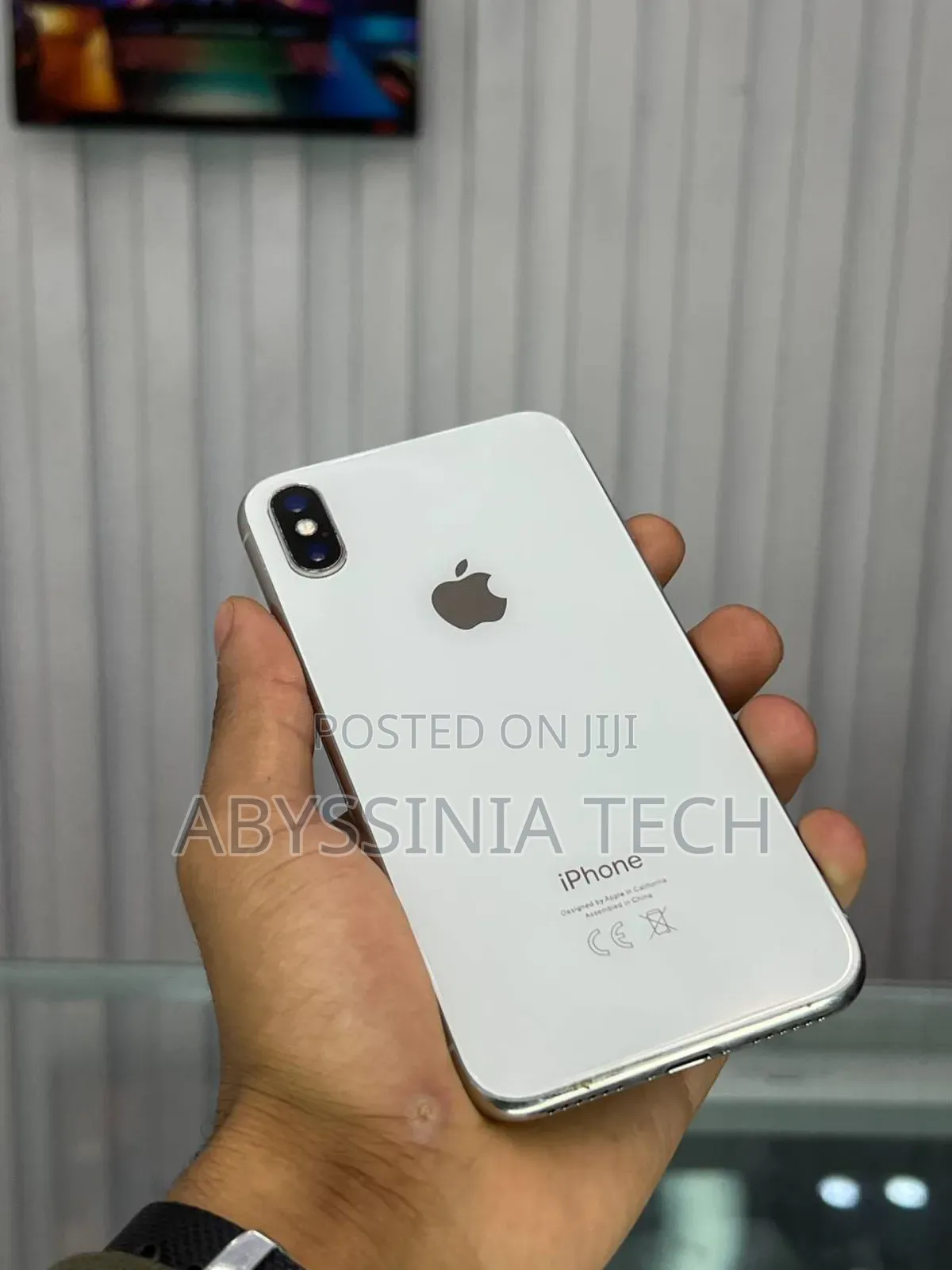 Apple iPhone X 64 GB White