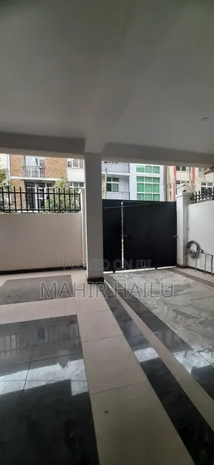 6bdrm House in 72, Bole for rent