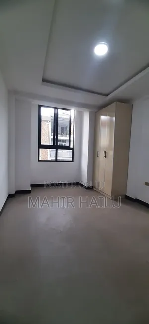 6bdrm House in 72, Bole for rent