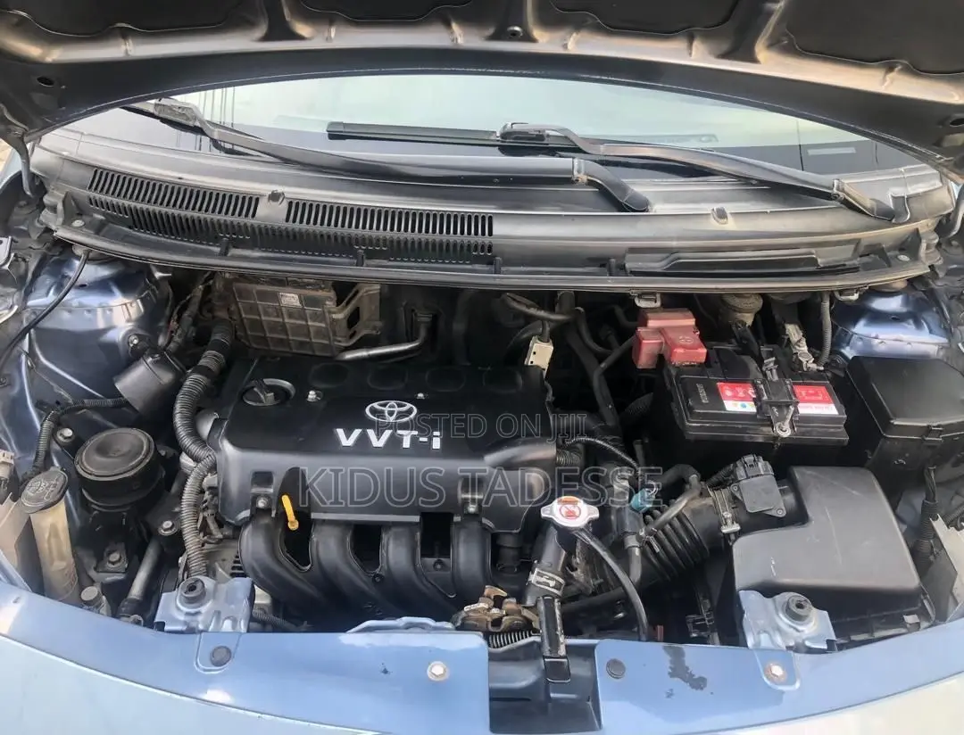 Toyota Yaris 2009 Blue