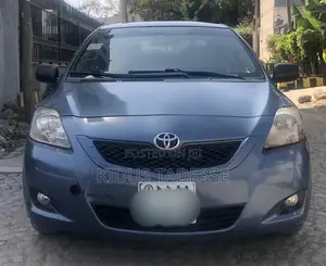 Toyota Yaris 2009 Blue