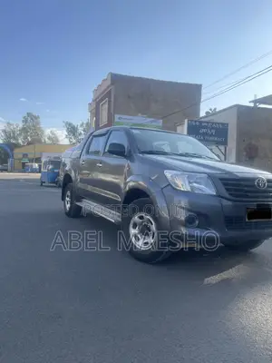 Toyota Hilux 3.0 D-4D 4x4 2014 Black