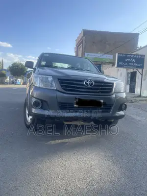 Toyota Hilux 3.0 D-4D 4x4 2014 Black
