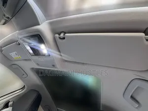 Volkswagen ID.6 2024 Gold