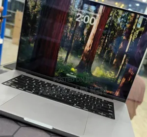 New Laptop Apple MacBook Pro M1 16GB Apple M1 Pro SSD 512GB