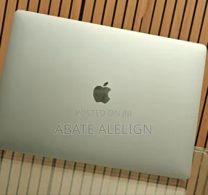 New Laptop Apple MacBook Pro 2019 16GB Intel Core I7 SSD 512GB