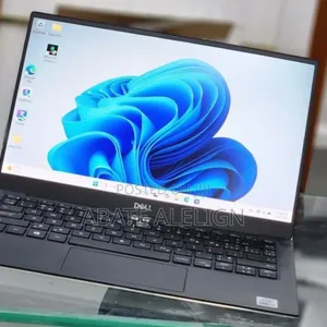 New Laptop Dell XPS 13 8GB Intel Core I7 SSD 512GB