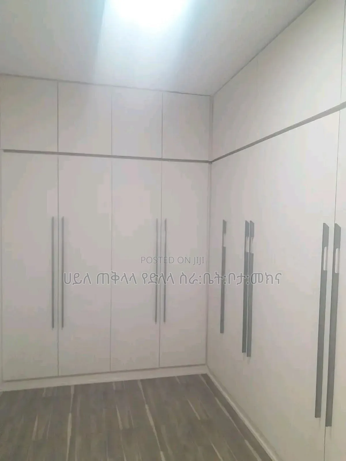 Furnished 8bdrm Townhouse/Terrace in Ayat Zone Inside, Yeka for sale