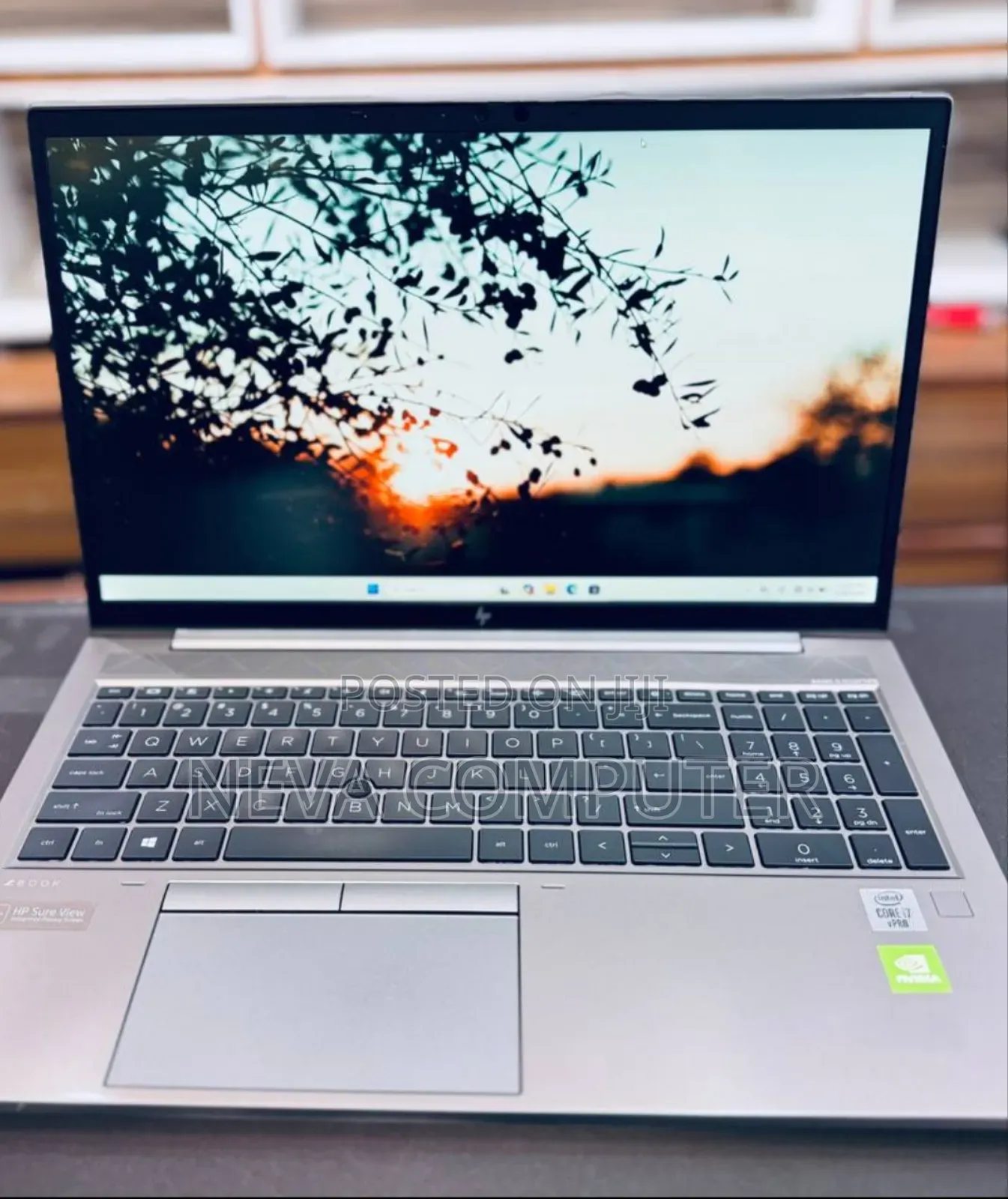 New Laptop HP ZBook Studio G8 16GB Intel Core I7 SSD 512GB