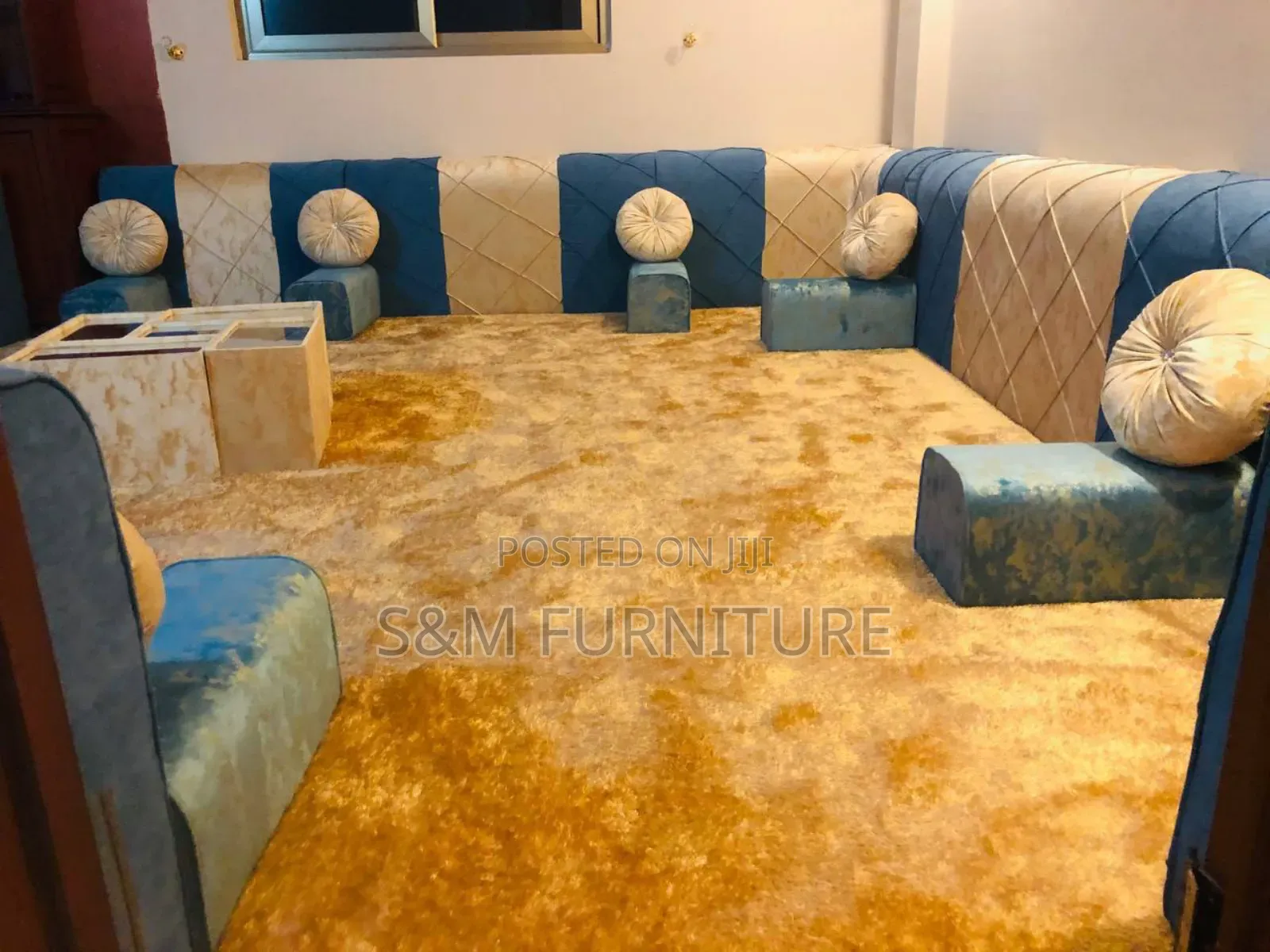 Magnetic Arabian Majlis Backrest. መጅሊስ ድጋፍ